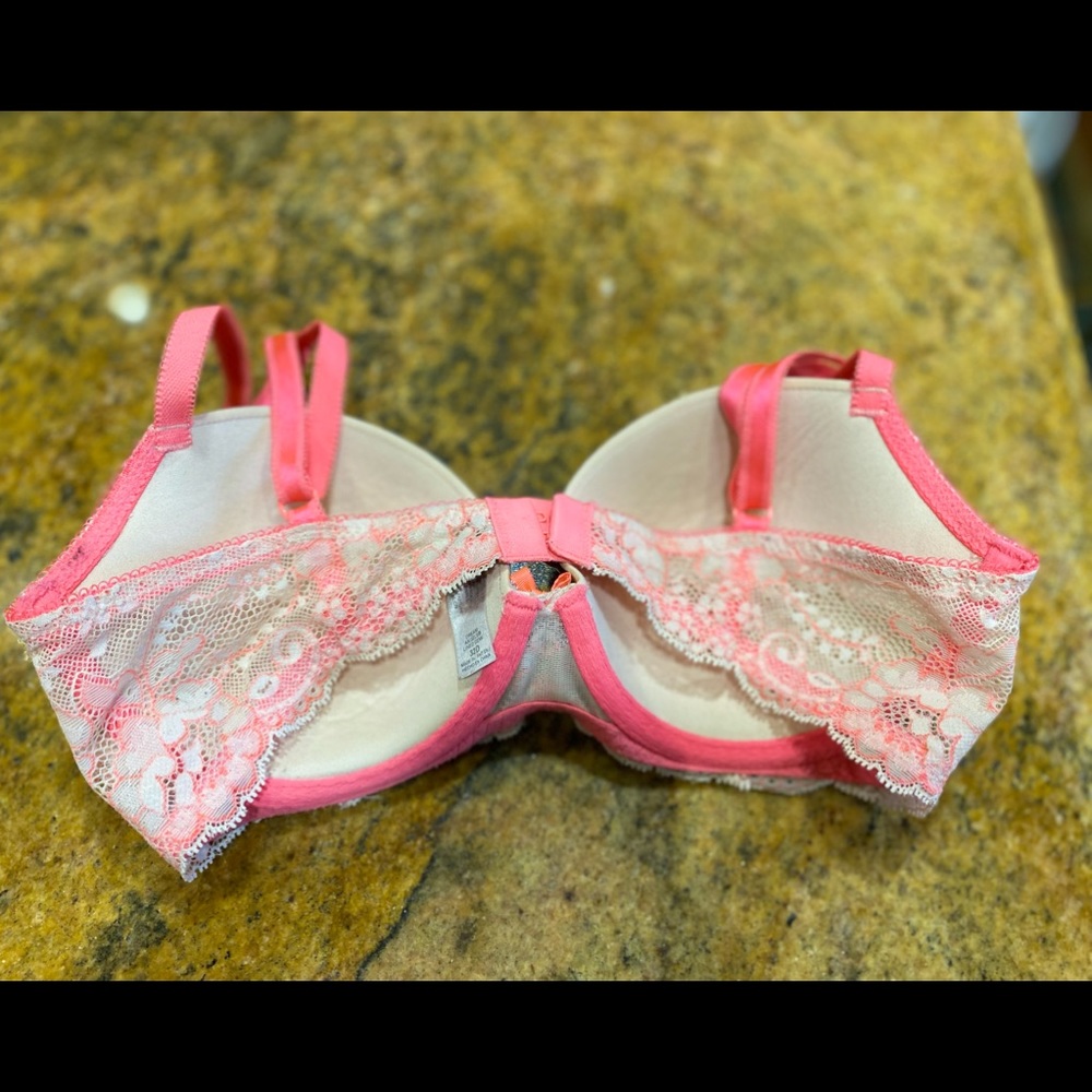 Sexy Victoria Secret Lined Demi Cream and Pink Spring Colors 32D - Picture 13 of 13